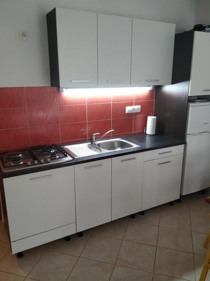 Studio Apartman Violeta II - 50M From The Beach Trogir Bagian luar foto