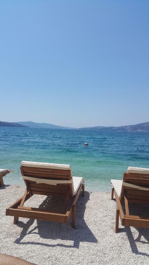 Studio Apartman Violeta II - 50M From The Beach Trogir Bagian luar foto