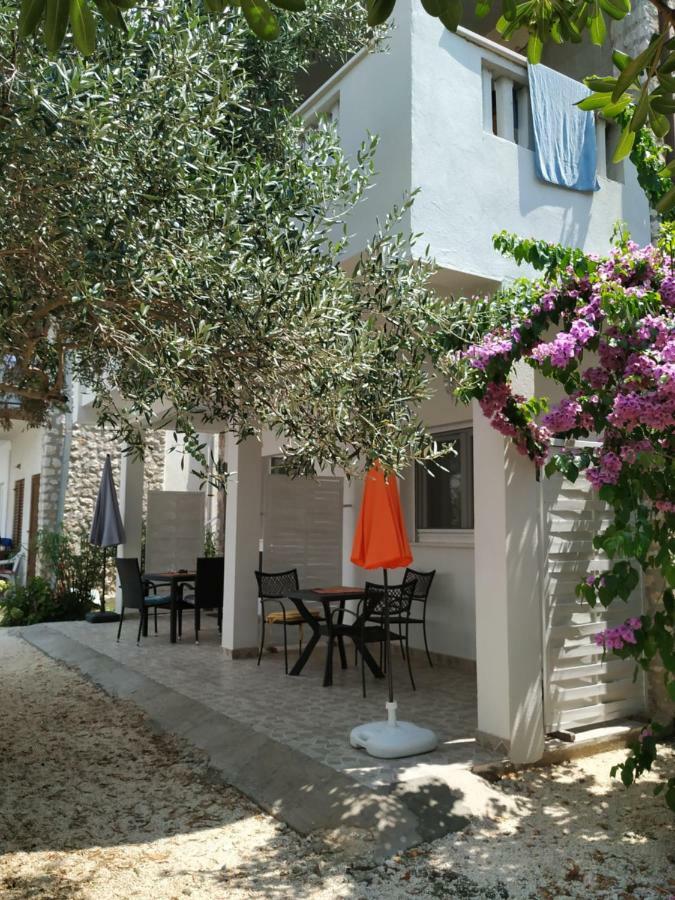 Studio Apartman Violeta II - 50M From The Beach Trogir Ruang foto
